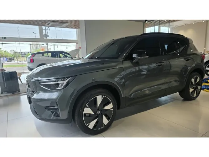 Volvo EX40 Plus P6 (elétrico) 2027