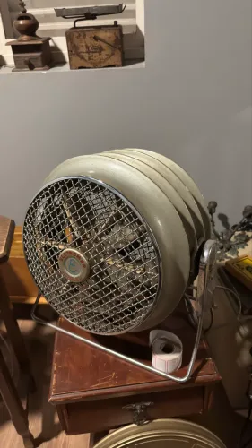 Ventilador Circulador de Ar Antigo Eletromar - Design Industrial Anos 60