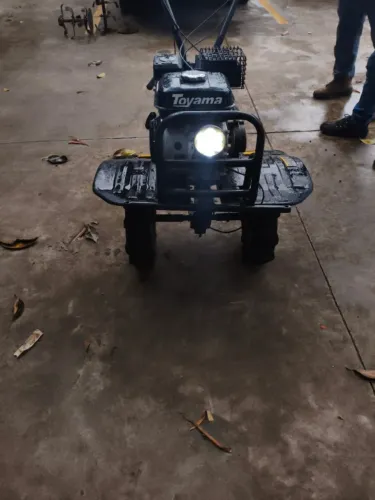Tratorito Motocultivador Toyama 7.5 HP