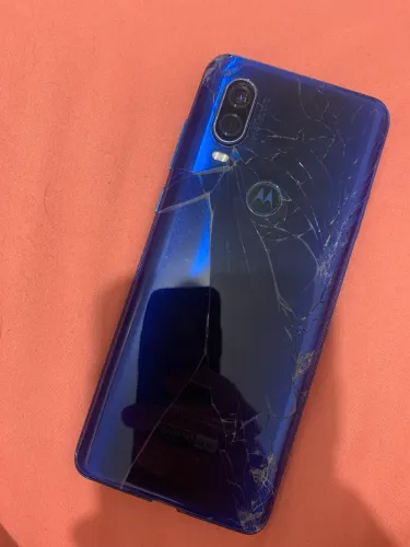 Motorola One Vision