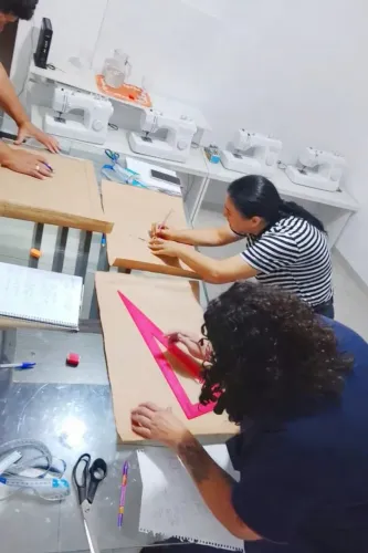 Curso de corte e costura