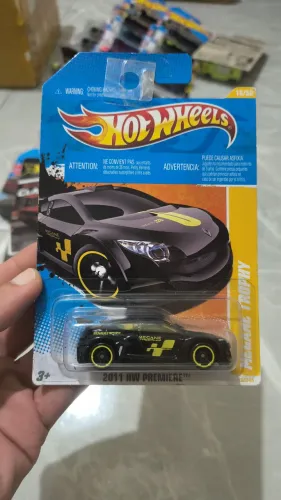 Miniatura Hot Wheels Renault Megane Trophy 2011