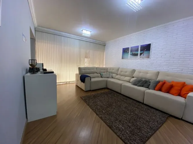 Apartamento para locação anual na Enseada - Guarujá/SP.