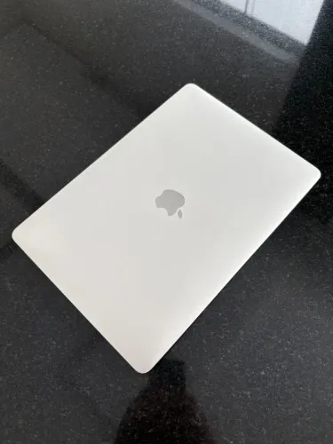 MacBook Air M1 2020 8GB 256GB - Funciona, Tela Quebrada