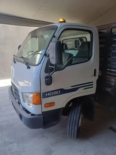 HD 80 E6 - MODELO 2022 - CARROCERIA - BAIXA QUILOMETRAGEM