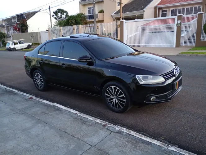 Volkswagen Jetta Highline 2.0 TSI 16V 4P Tiptronic 2012
