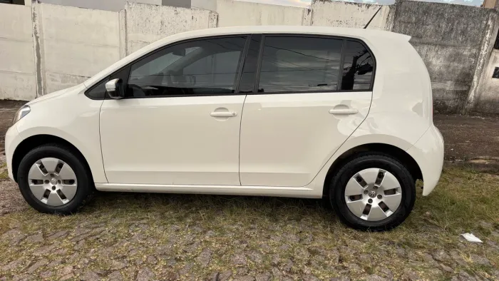 Volkswagen Up! Move 1.0 Total Flex 12V 5P 2015