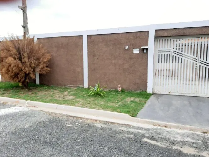 Chácara à venda em Hortolândia, Jardim Santa Esmeralda, com 3 quartos, com 1006 m²