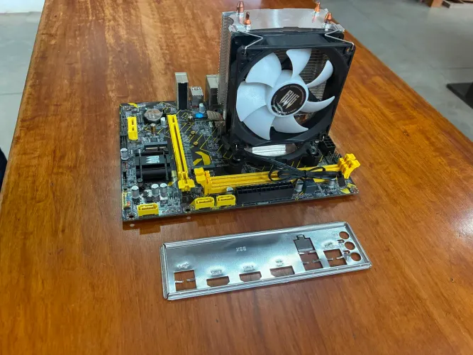 Placa mãe RVG com i7 10870h 