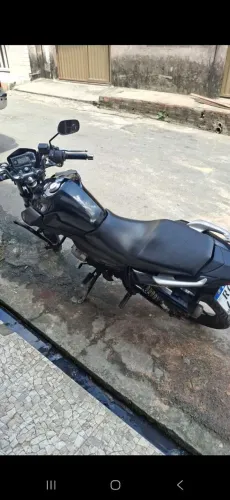 Vendo moto factor 2023 2024