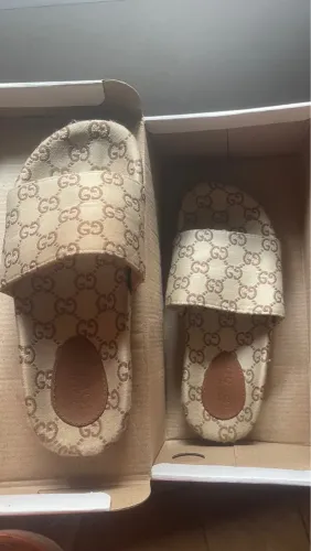 Sandália Slide Gucci