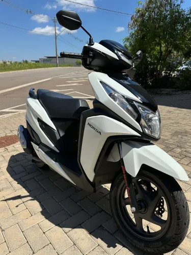 Honda Elite 2025 - Apenas 700km (zera)