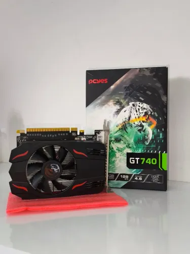 Placa de vídeo GT 740 4GB GDDR5 - Completa na caixa (Pcyes)