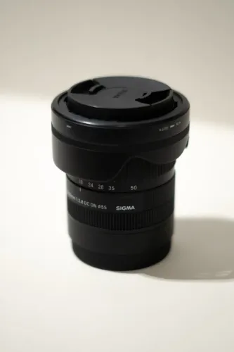 Lente Sigma 18-50mm F2.8 E-Mounth Sony