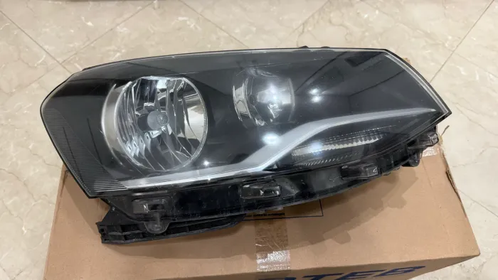 Farol Direito Gol Voyage Saveiro G6 Original VW Arteb 2014 - Impecável