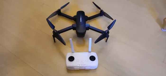 Drone hubsan Zino H117S usado em bom estado