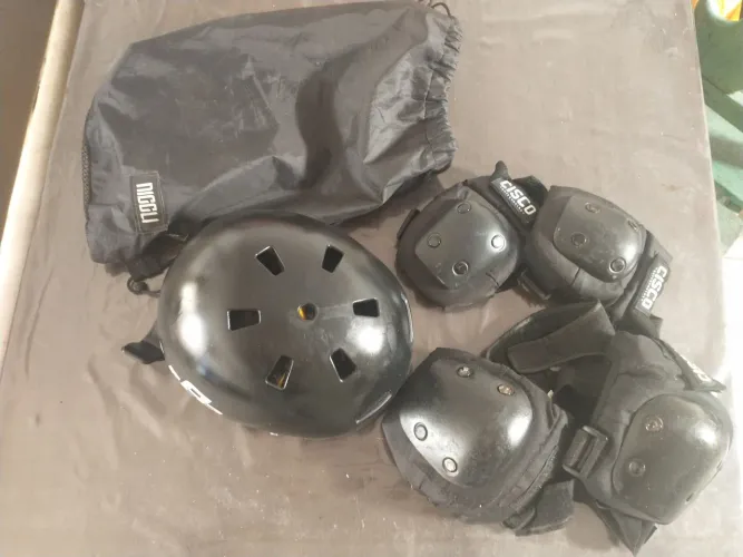 Kit completo de proteção pra patinação, skate 150,00 barra de jangada