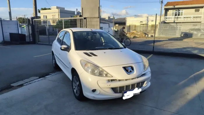 Peugeot 207 XR Sport 1.4 Flex 8V 5P 2013