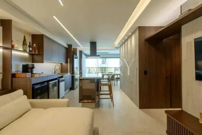 Apartamento mobiliado com 70 m², 2 quartos sendo 1 suíte à venda e locação no bairro Vila