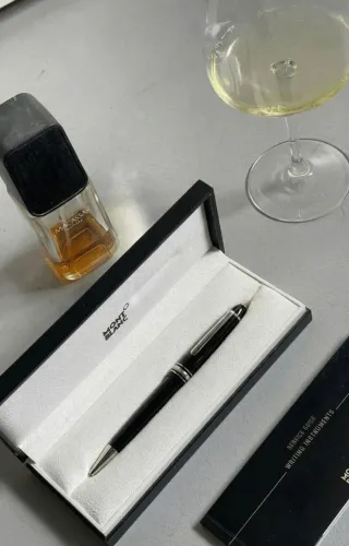Caneta Luxo Esferográfica Montblanc Meisterstuck<br>Classic Nf