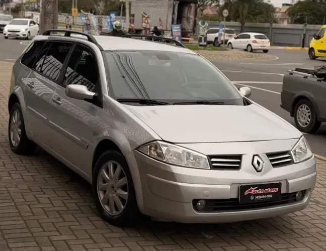 Renault Megane Sedan Dynamique 2.0 16V Mec. 2013