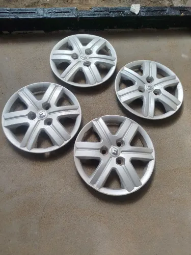Calotas original do kwid 