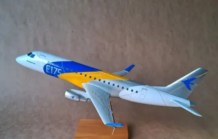 Maquete Embraer