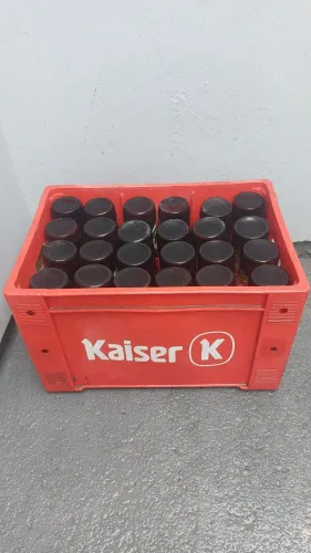 Engradado de cerveja 600 ml com 24 cascos