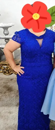 Vestido de festa azul roial plus size