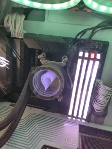 Kit Upgrade AM4 Placa mãe + 32gb Memória Ram