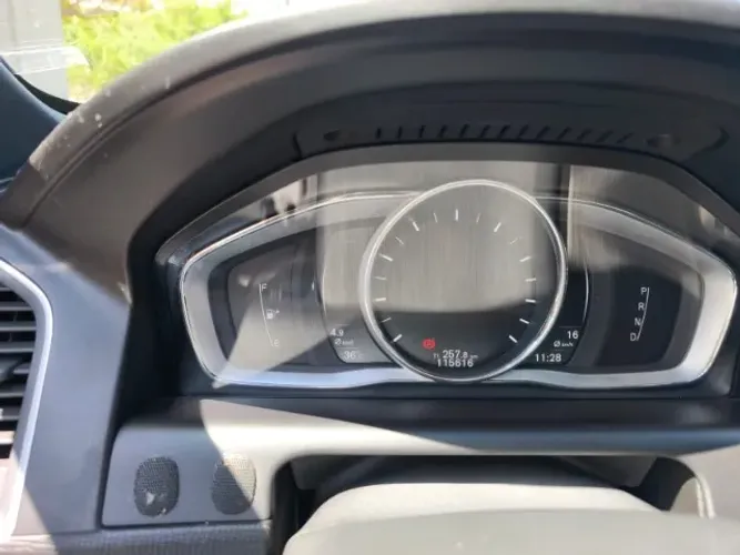 Volvo XC 60 T-5 R-design 2.0 FWD 5P 2017