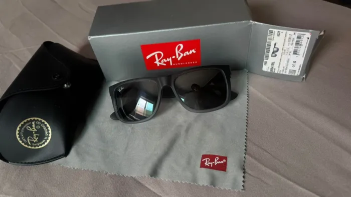 Rayban justin original