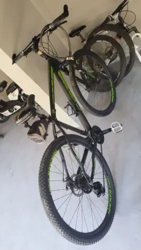 BICICLETA OGGI HACKER - ARO 26
