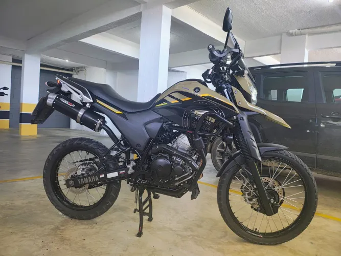 XTZ 250 LANDER