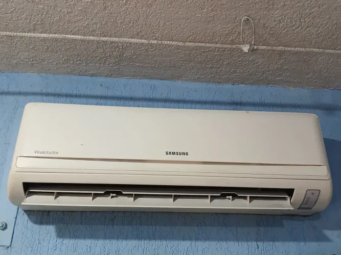 Ar condicionado 18.000btu com defeito