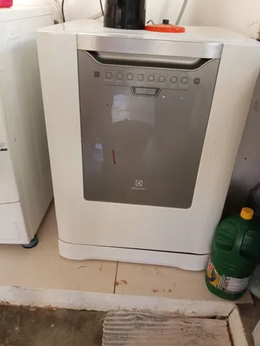 Lava Louças Electrolux 14 Serviços.