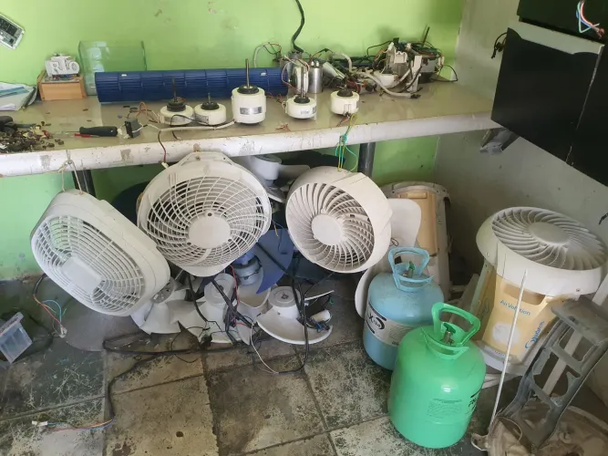 Motor de ar-condicionado