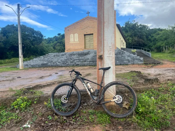 Bicicleta bike rava cave boost