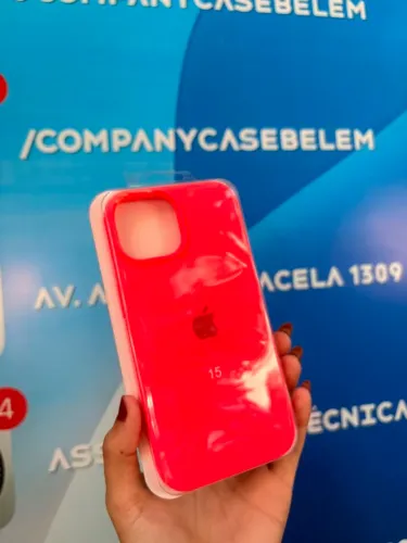 CASE AVELUDADA IP15