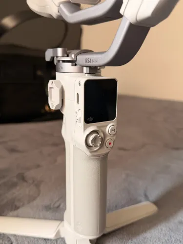 Estabilizador DJI RS4 Mini (novo fora da caixa)