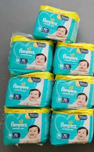 Fraldas Pampers confort sec M