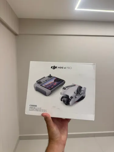 DJI Mini 4 Pro Combo Plus