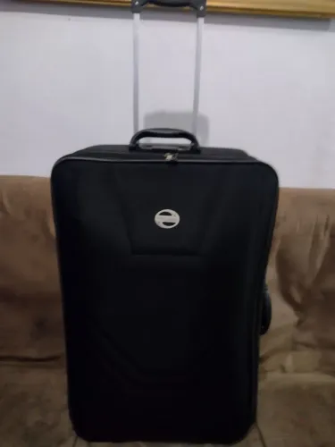 Vendo mala de viagem 32 kg