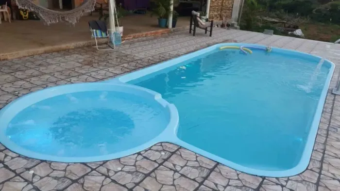 PISCINA DE FIBRA ZEUS 8.50 X 3,70 
