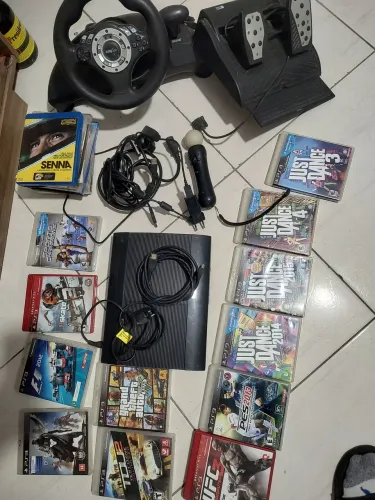 PS3 completo jogos e aparelhos auxiliares 
