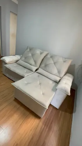 Sofá retrátil e reclinável tamanho 1,80 mts $1,300