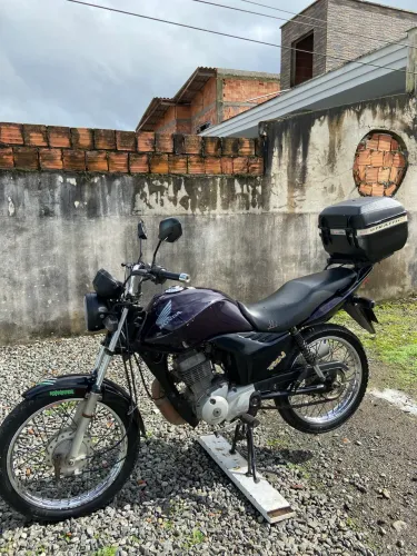 Vende-se moto FAN 125 KS 2011