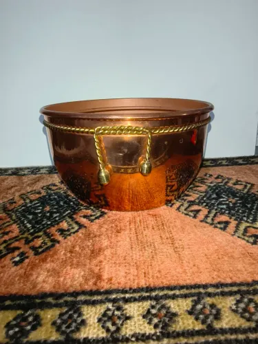 Cachepô de bronze