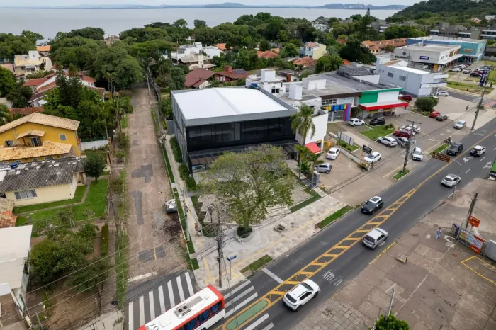 Ponto comercial para alugar na Avenida Tramandaí, 77, Ipanema, Porto Alegre