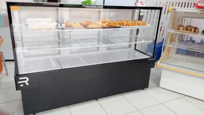Vitrine de salgados